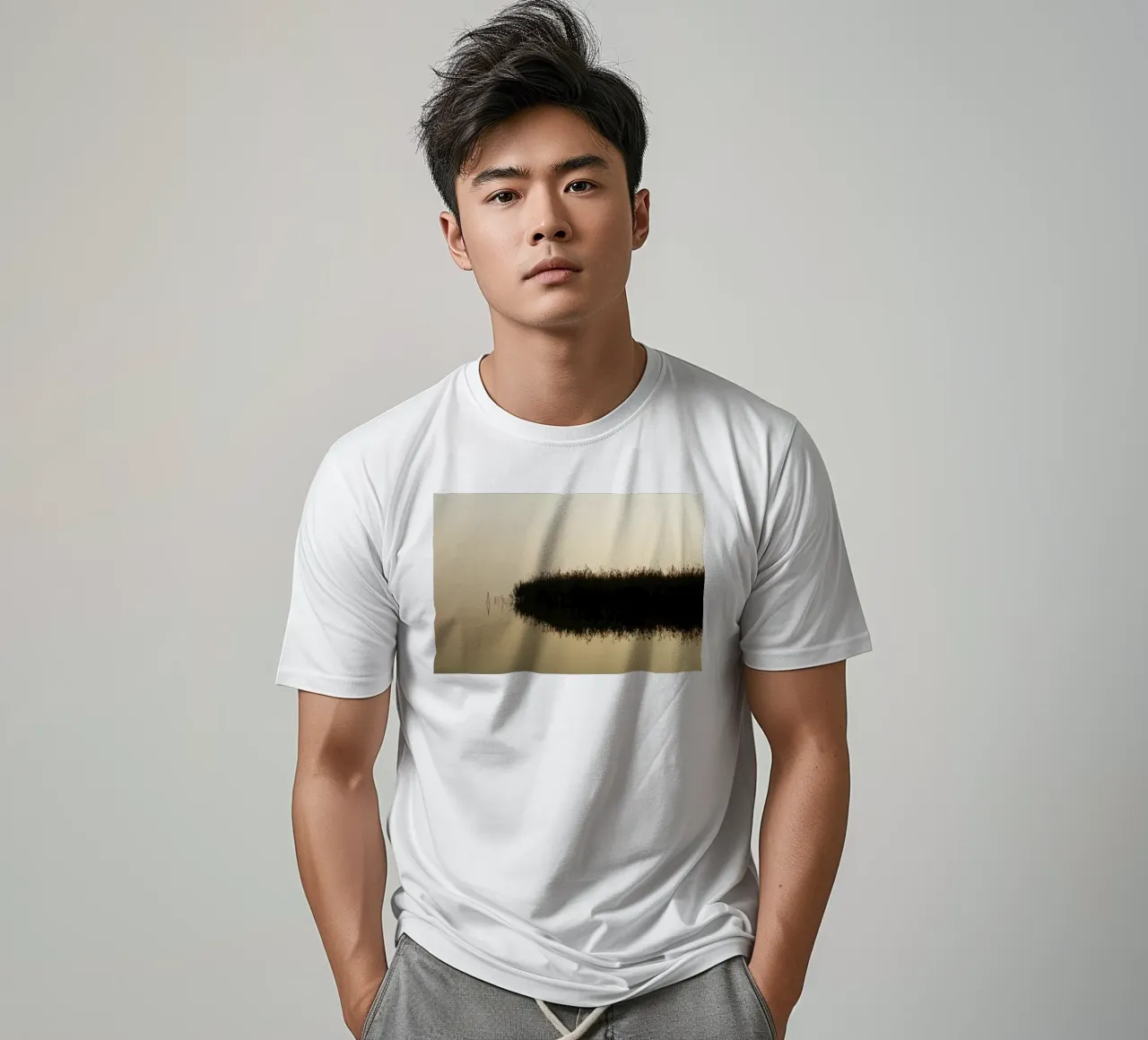 Tardo autunno sul lago Balaton, Ungheria t-shirt da Simon Koy
