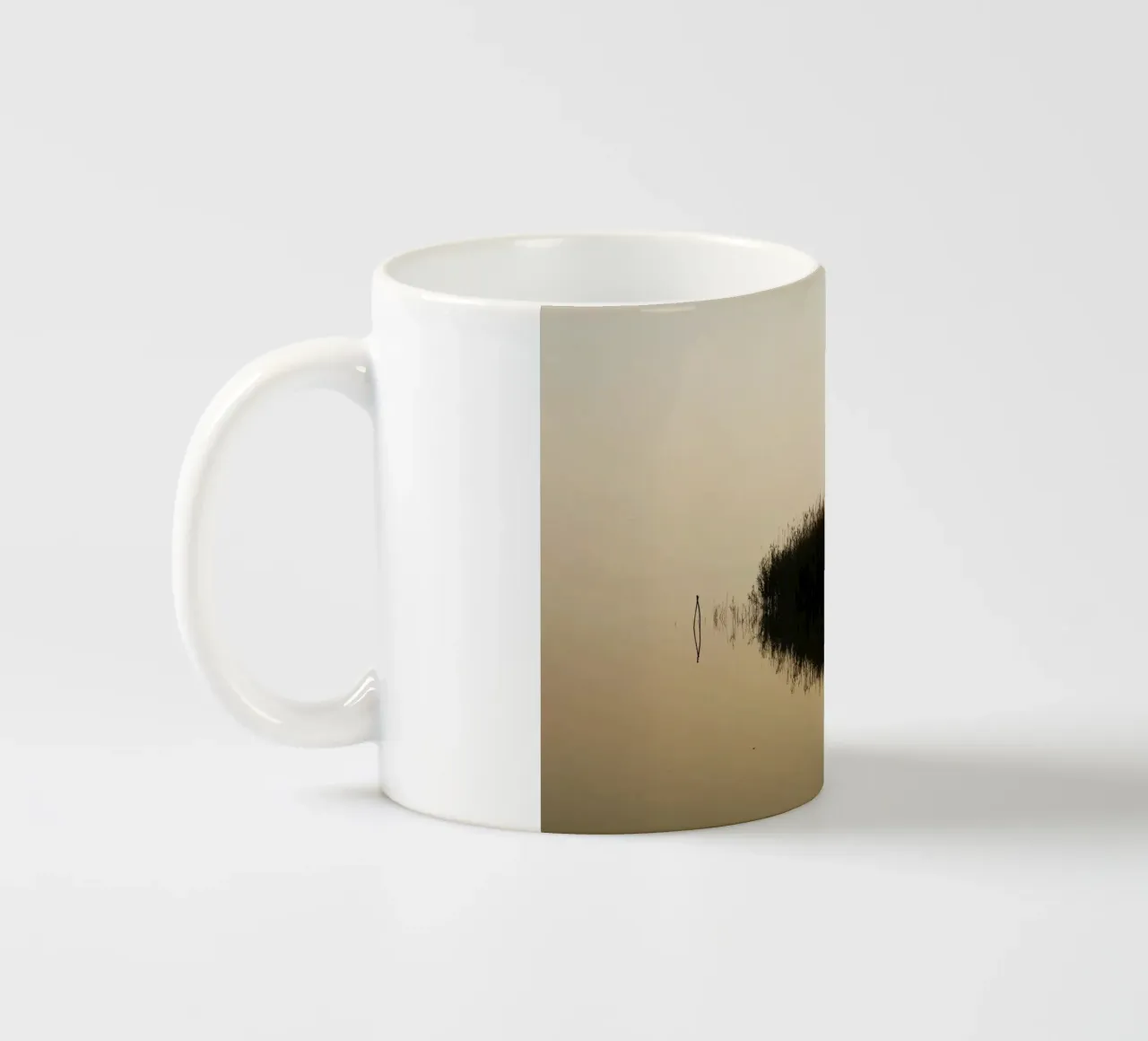 Spätherbst am Plattensee, Ungarn Keramik Tasse von Simon Koy
