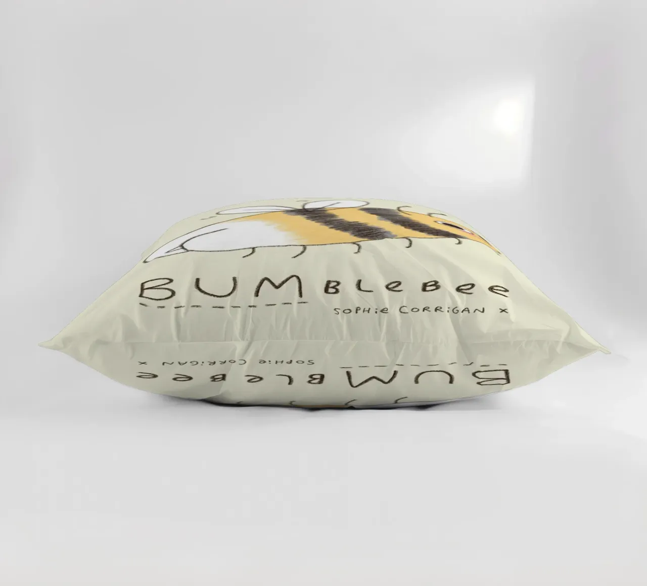 BUMblebee cuscino da HARU HARU