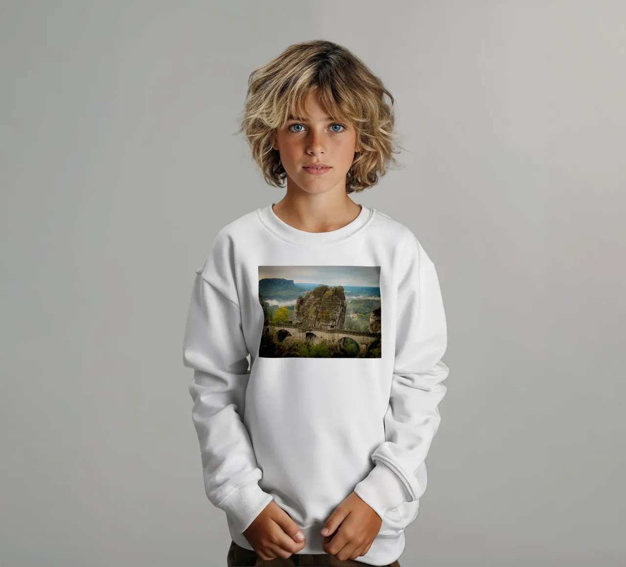 Bastei / Ponte di Bastei - Svizzera sassone in autunno felpa bambino da Bold and Retro