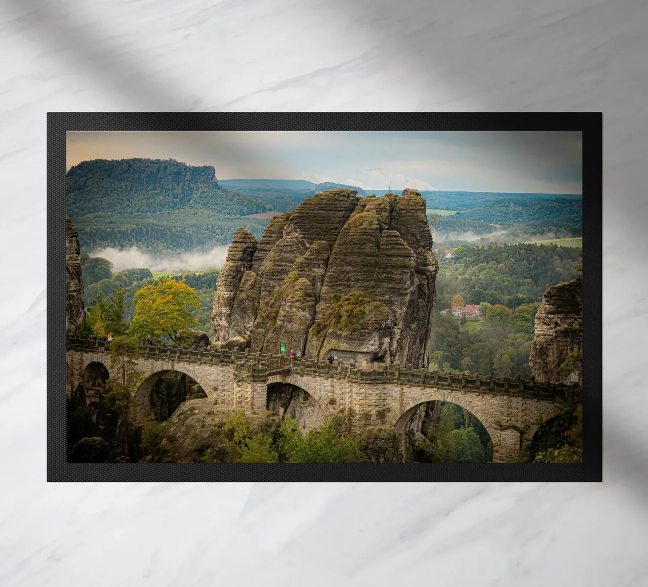 Bastei / Ponte di Bastei - Svizzera sassone in autunno zerbino da Bold and Retro