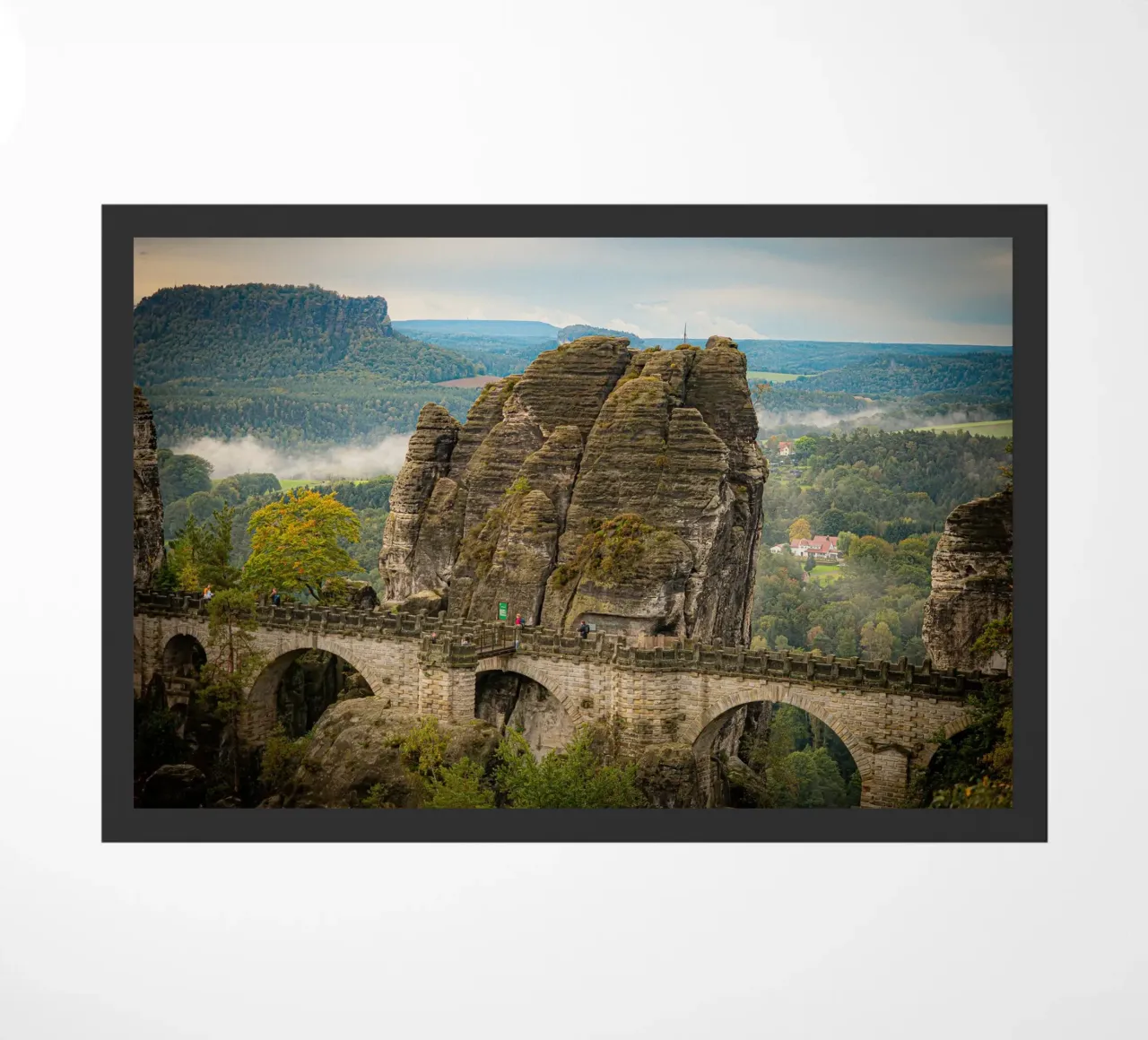 Bastei / Ponte di Bastei - Svizzera sassone in autunno zerbino da Bold and Retro