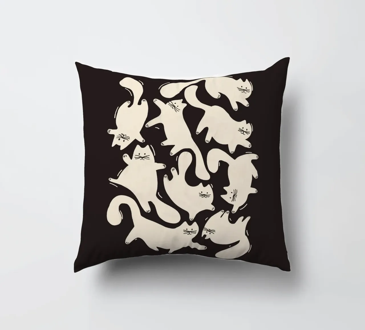 Tumbling Cats - Gattini neri e color crema cuscino da showmemars