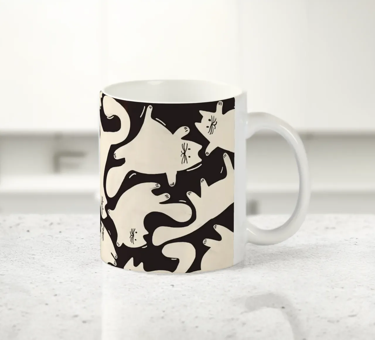 Tumbling Cats - Gattini neri e color crema tazza in ceramica da showmemars