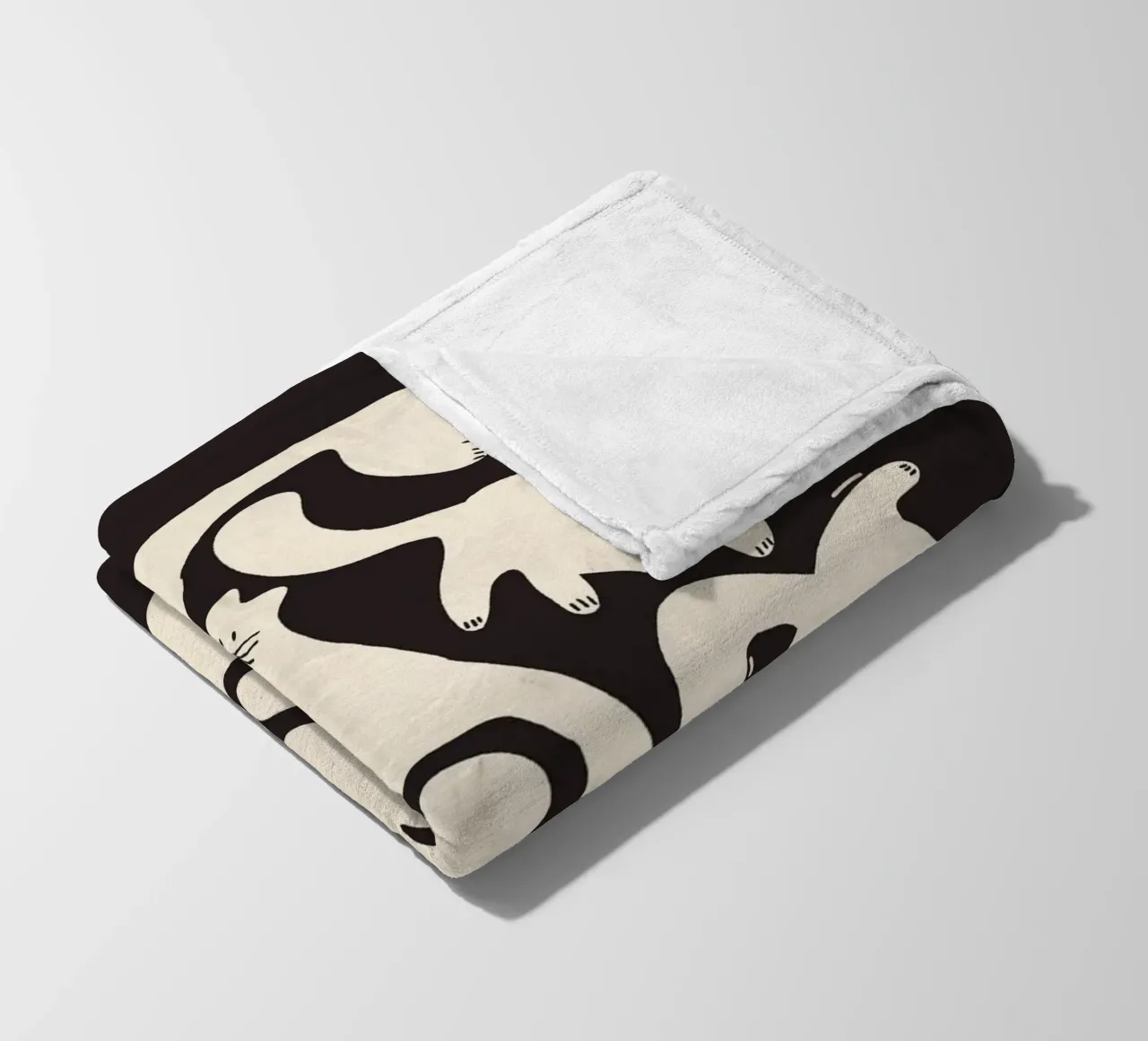 Tumbling Cats - Gattini neri e color crema coperta in pile da showmemars
