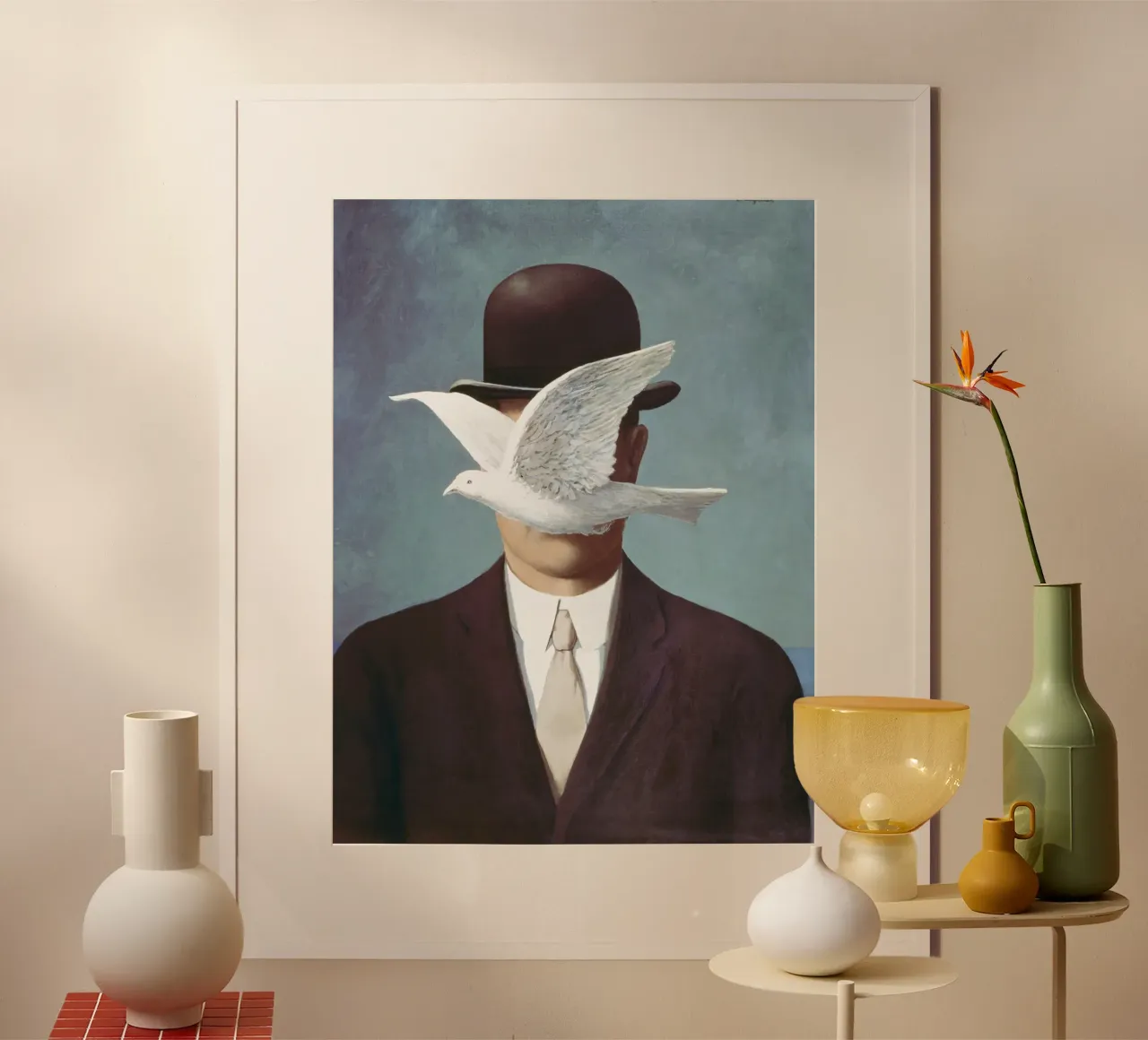 René Magritte’s The Man in the Bowler Hat carta hahnemühle da Classic Art Prints