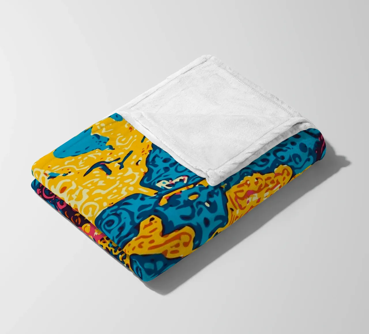 Planet Pattern - Una fusione di arte africana e graffiti coperta in pile da Abstract and Patterns