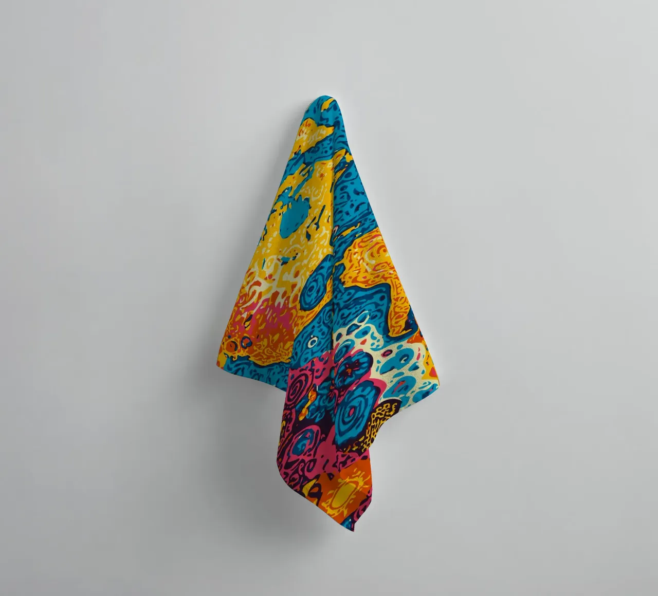 Planet Pattern - Eine Fusion aus afrikanischer Kunst und Graffiti Handtuch von Abstract and Patterns
