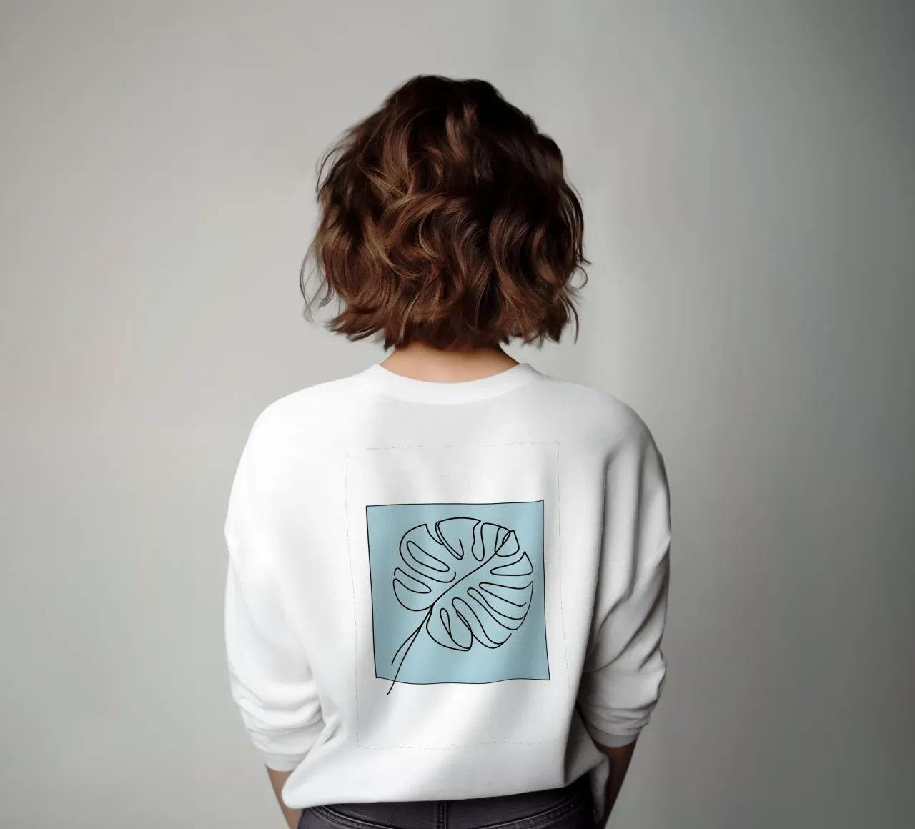 Disegno lineare minimalista di una foglia di Monstera felpa da Bloom And Brush