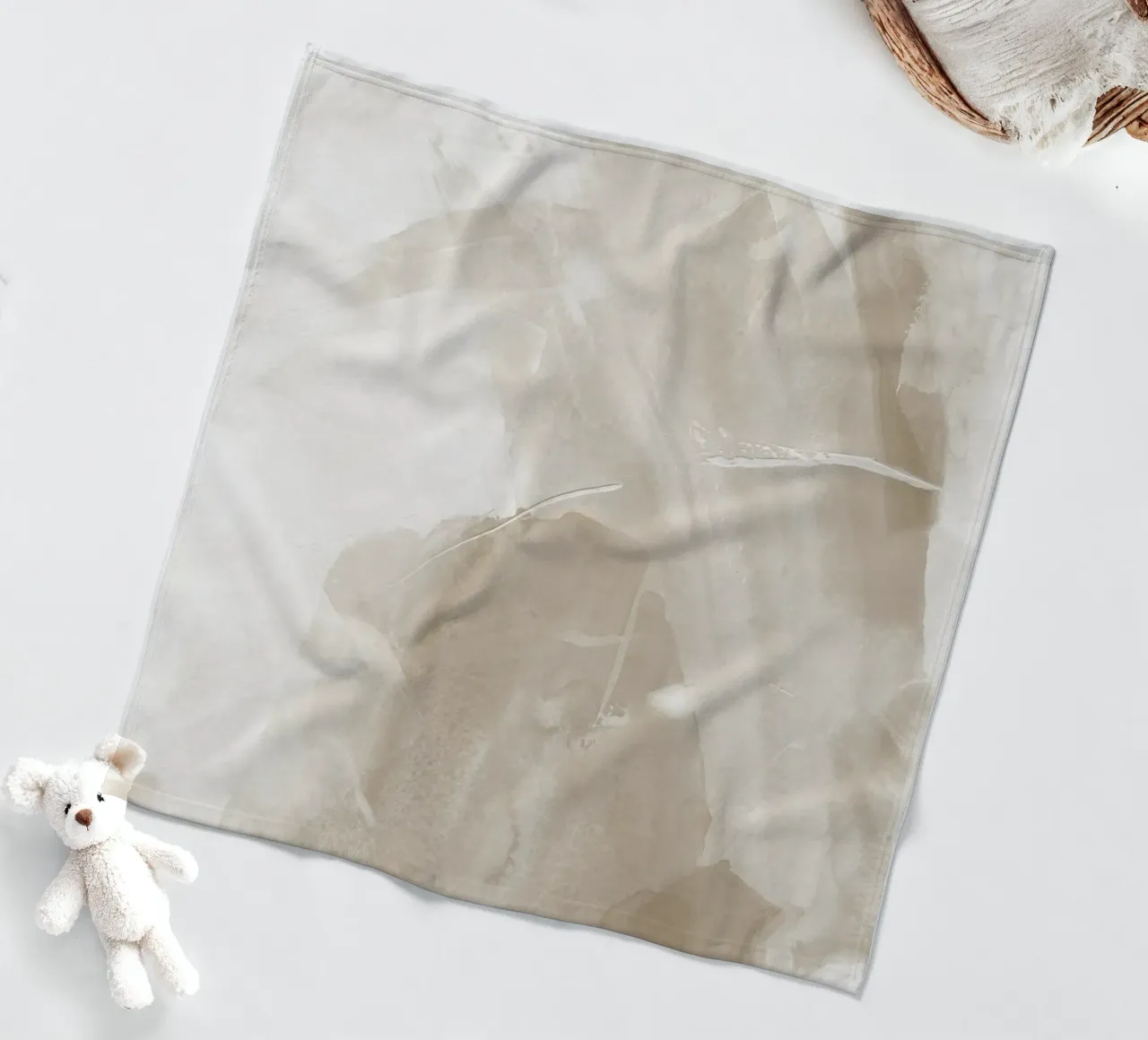 Pennellate astratte beige 1 coperta in pile da NouveauPrints