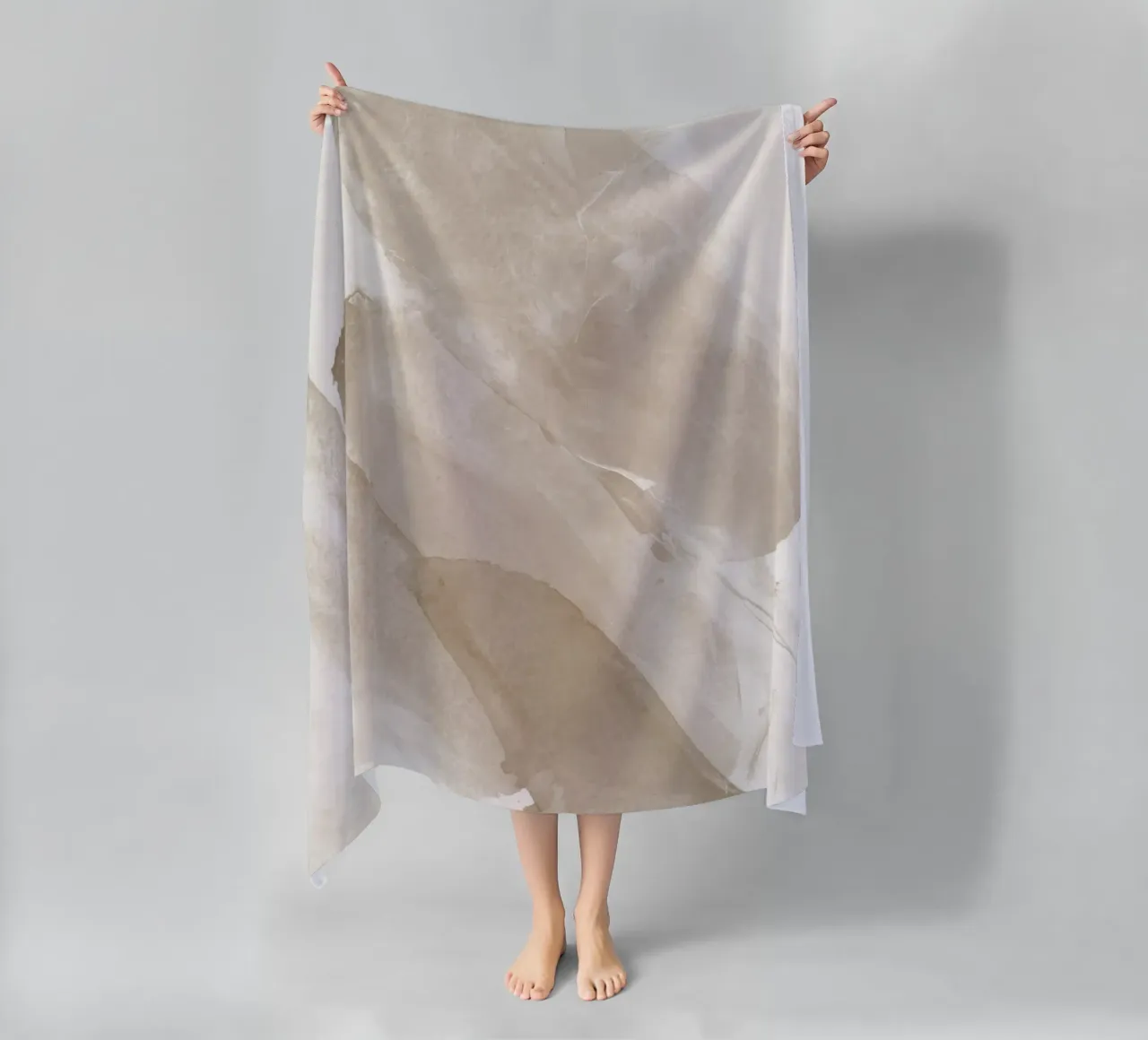 Pennellate astratte beige 2 telo mare da NouveauPrints