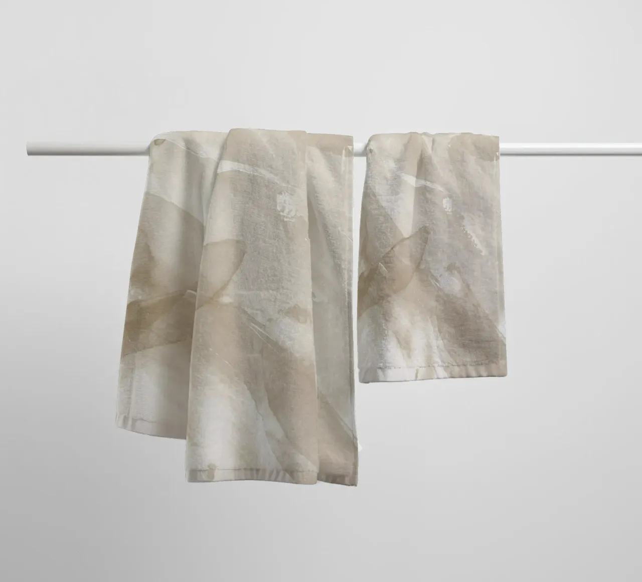 Pennellate astratte beige 3 asciugamano da bagno da NouveauPrints