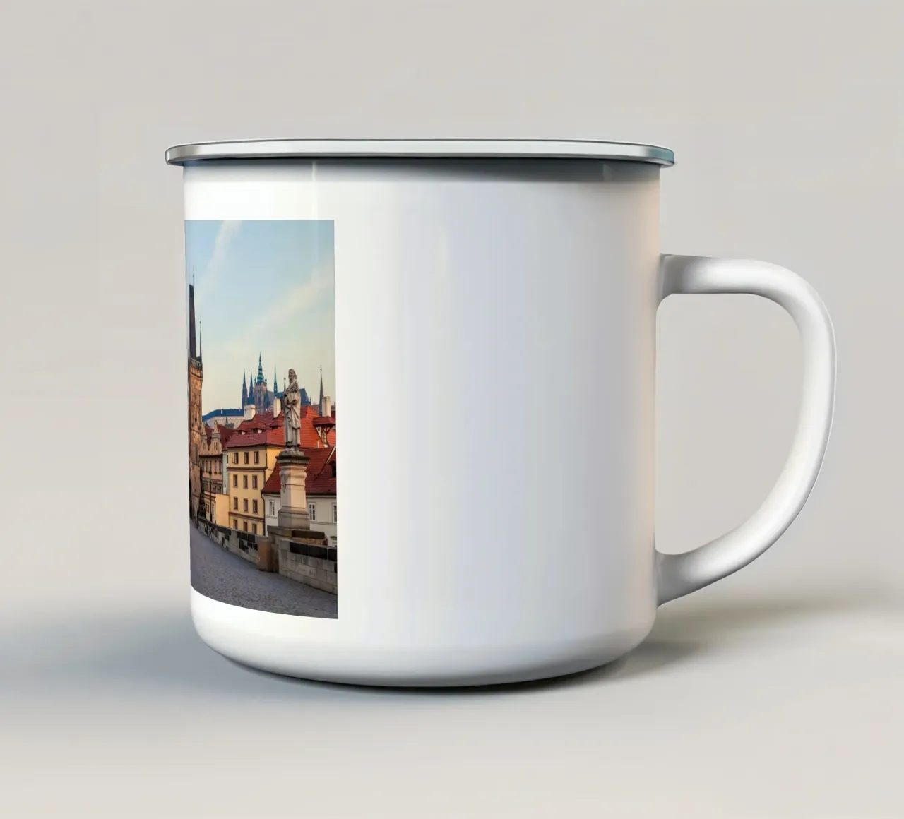 PRAG 06 tazza in smalto da Tom Uhlenberg