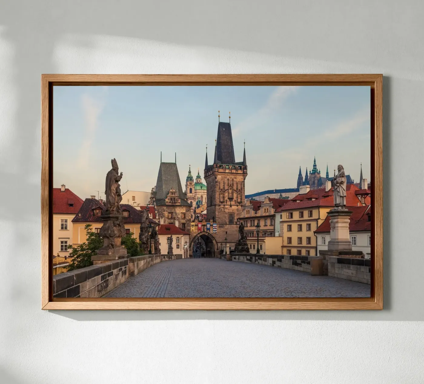 PRAG 06 pannello forex da Tom Uhlenberg