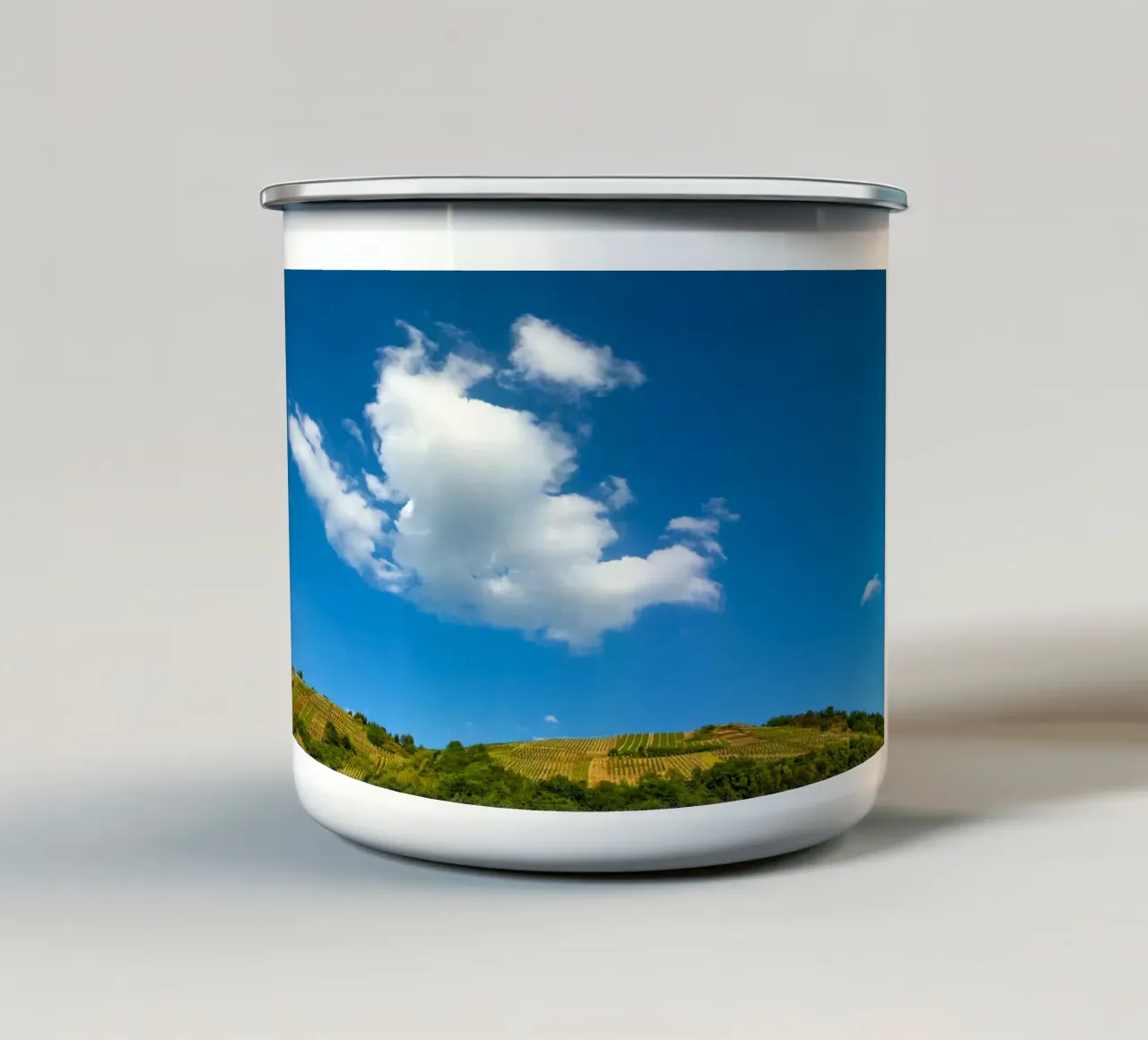 LA VALLE D'AHR 02 tazza in smalto da Tom Uhlenberg