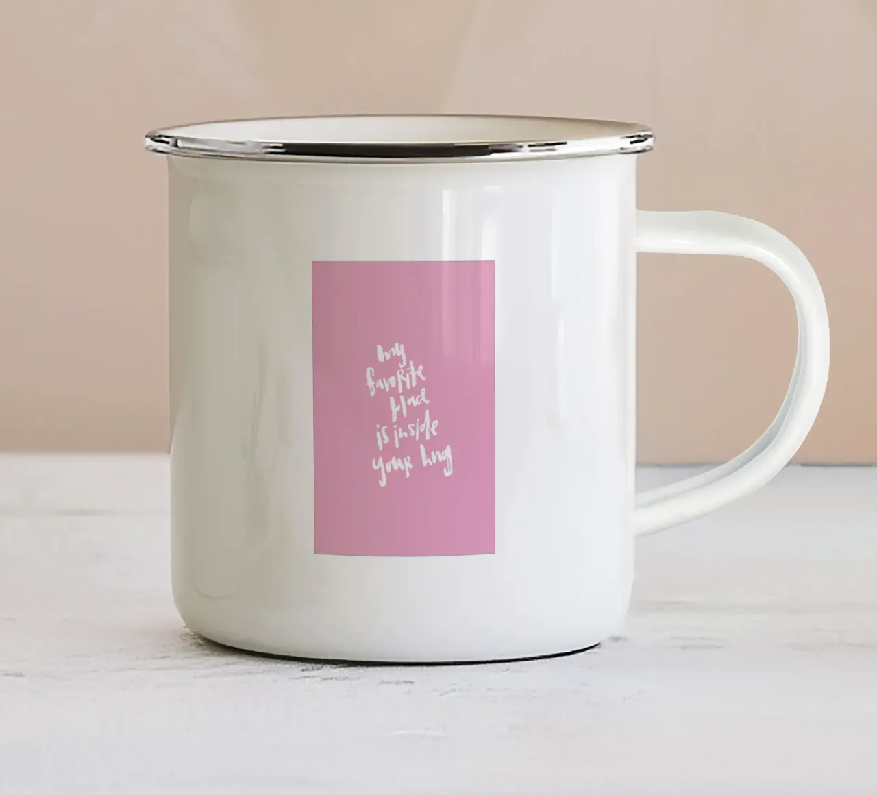 Inside your hug tazza in smalto da Brushmeetspaper
