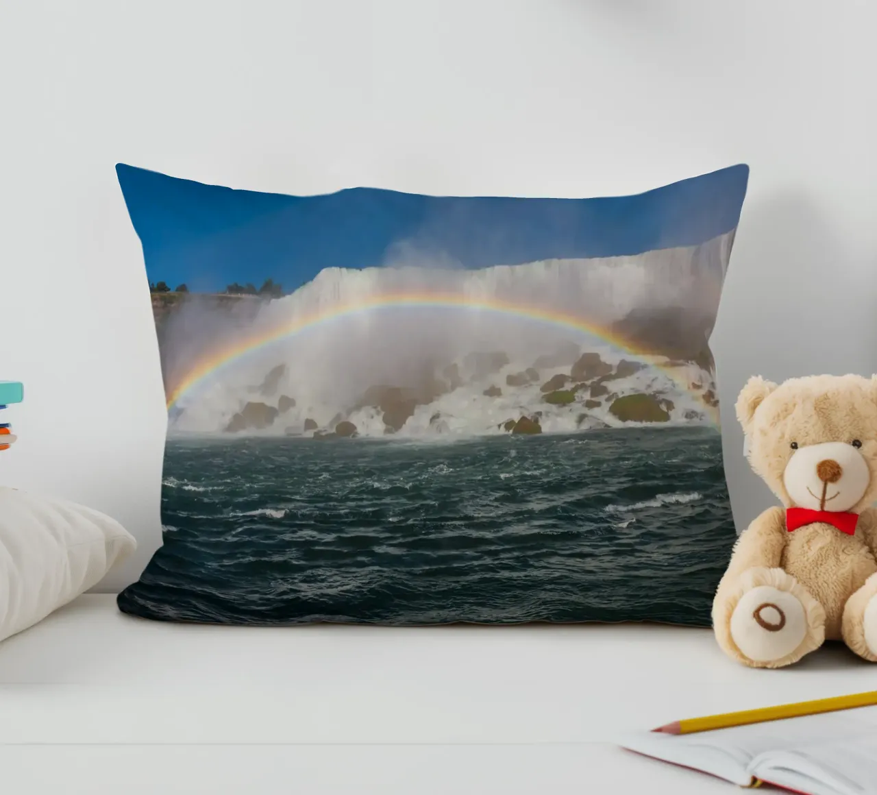 CASCATE DEL NIAGARA 01 cuscino da Tom Uhlenberg