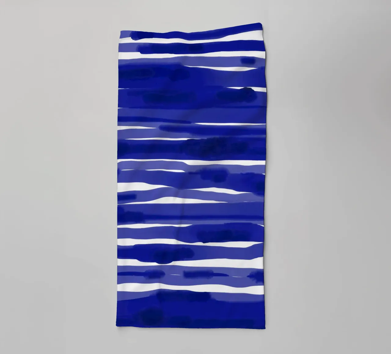 Striscia blu acquerello asciugamano da bagno da Kim Hubball Studio