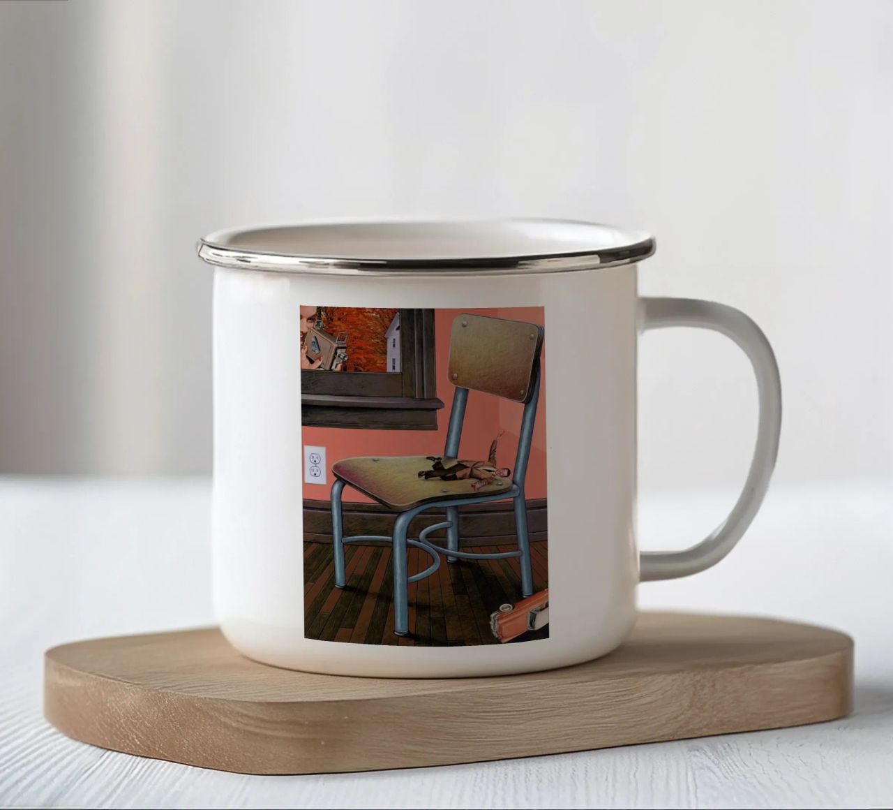crash tazza in smalto da Doug Smock