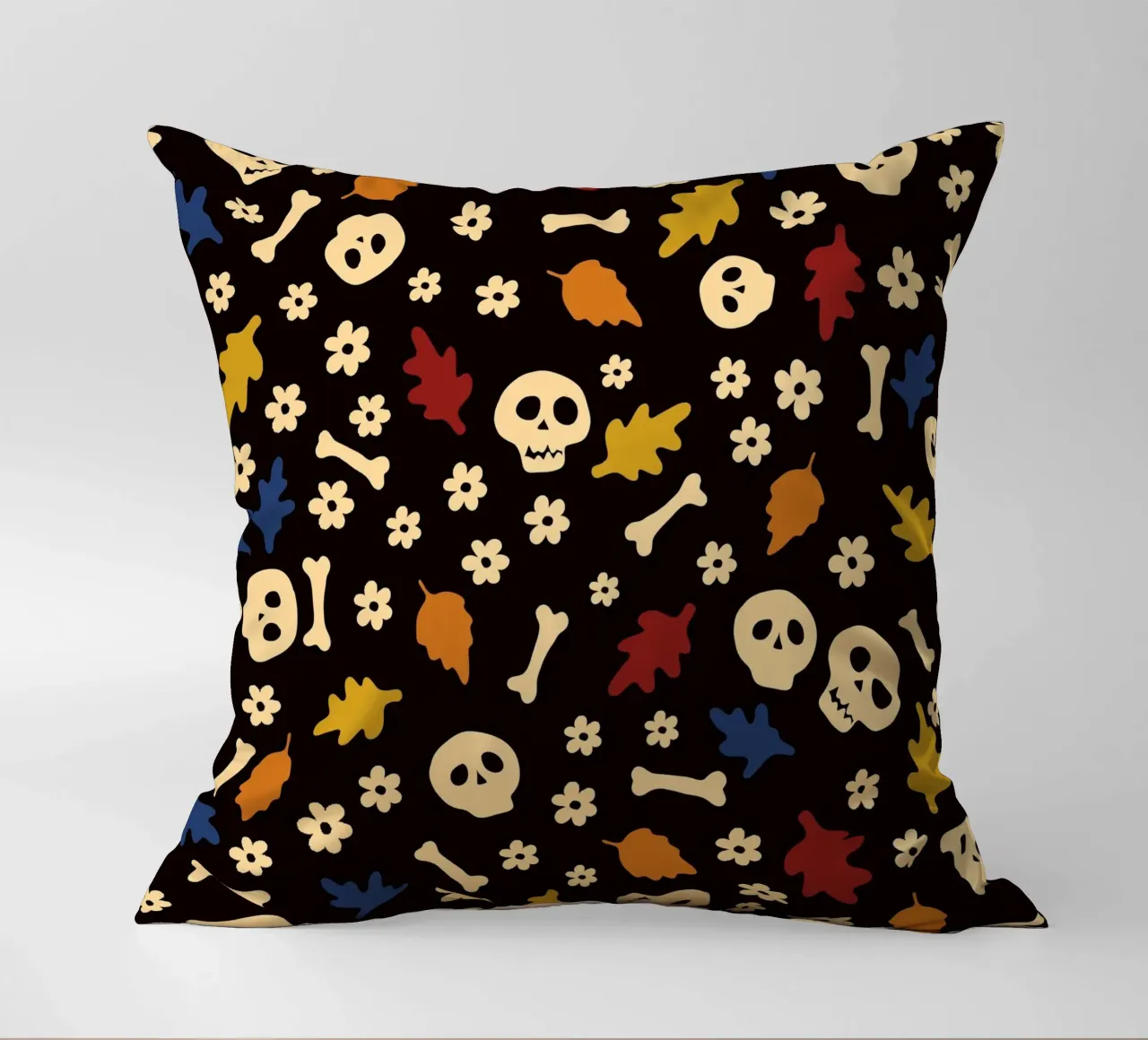 Whispers of Autumn Halloween No2 cuscino da TijanaArtStudio88