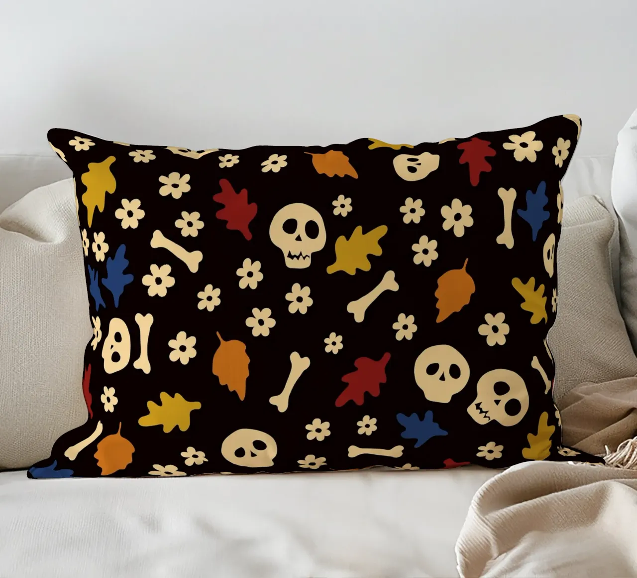 Whispers of Autumn Halloween No2 cuscino da TijanaArtStudio88