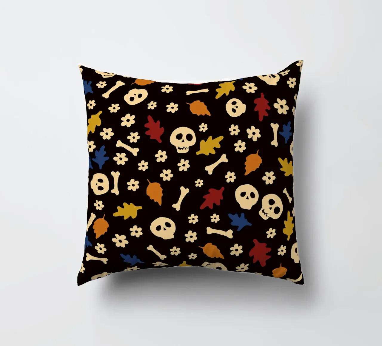 Whispers of Autumn Halloween No2 cuscino da TijanaArtStudio88