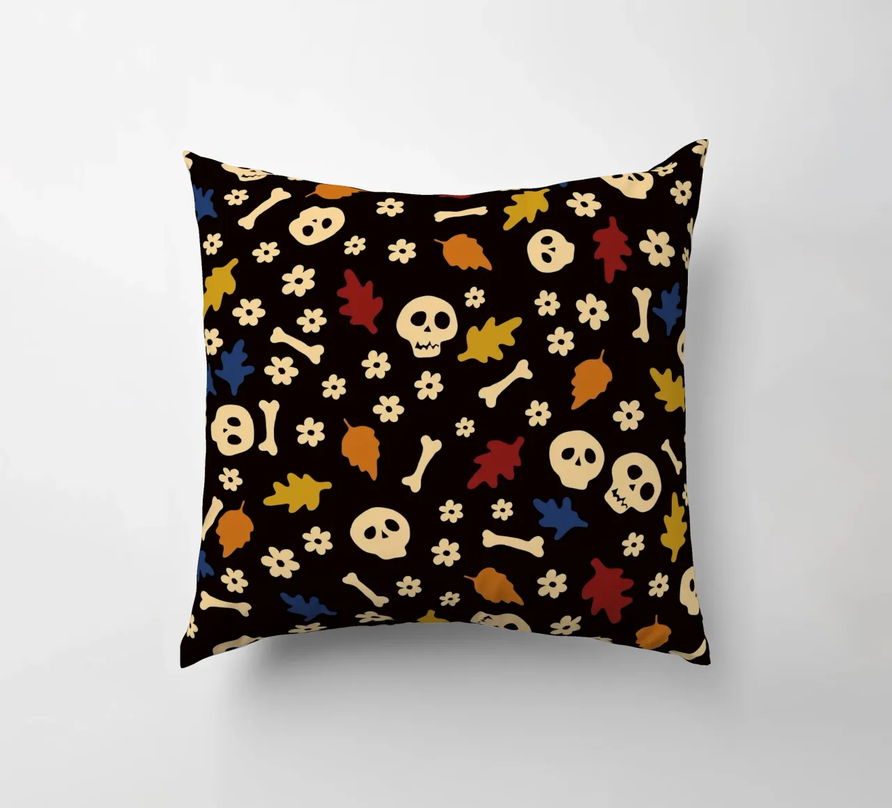 Whispers of Autumn Halloween No2 cuscino da TijanaArtStudio88