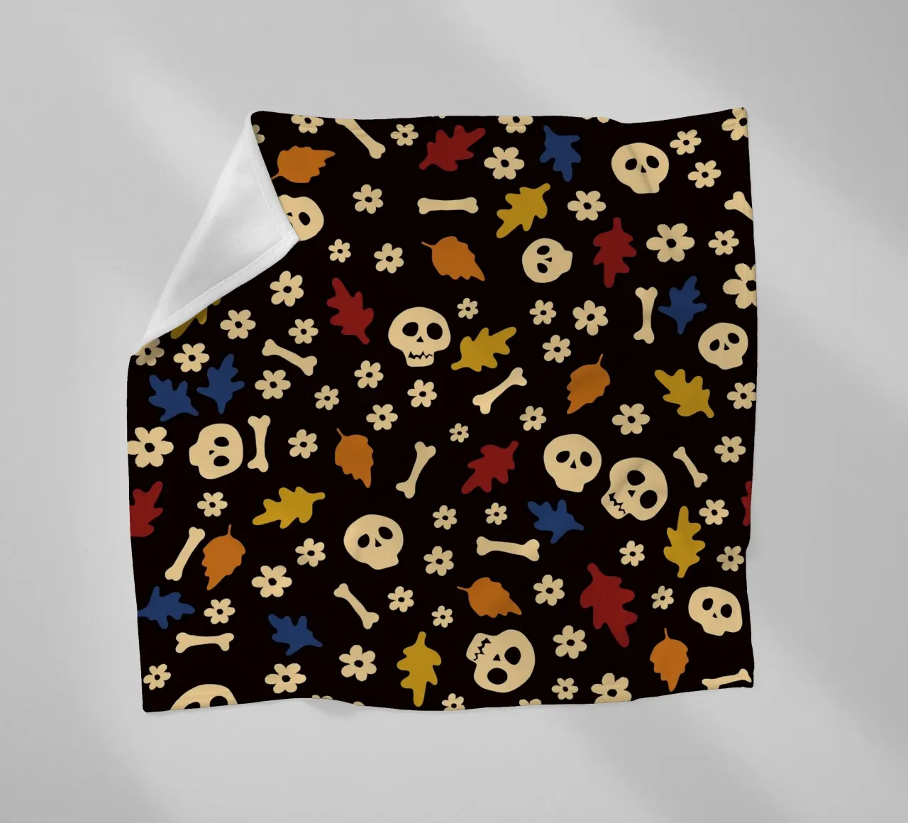 Whispers of Autumn Halloween No2 coperta in pile da TijanaArtStudio88