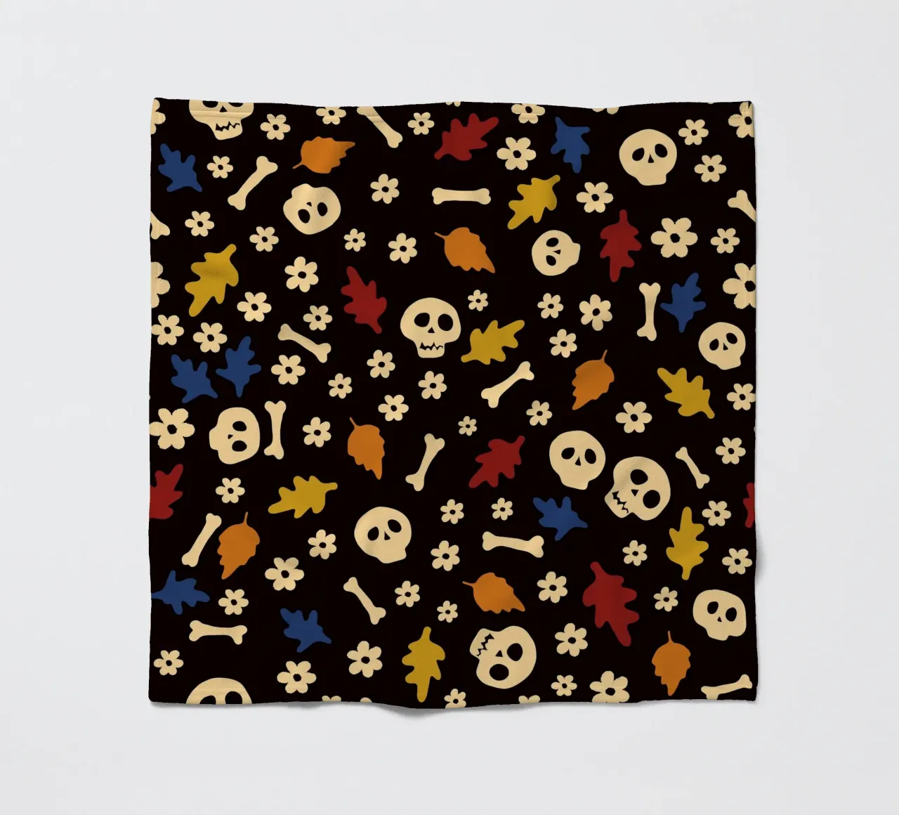 Whispers of Autumn Halloween No2 coperta in pile da TijanaArtStudio88