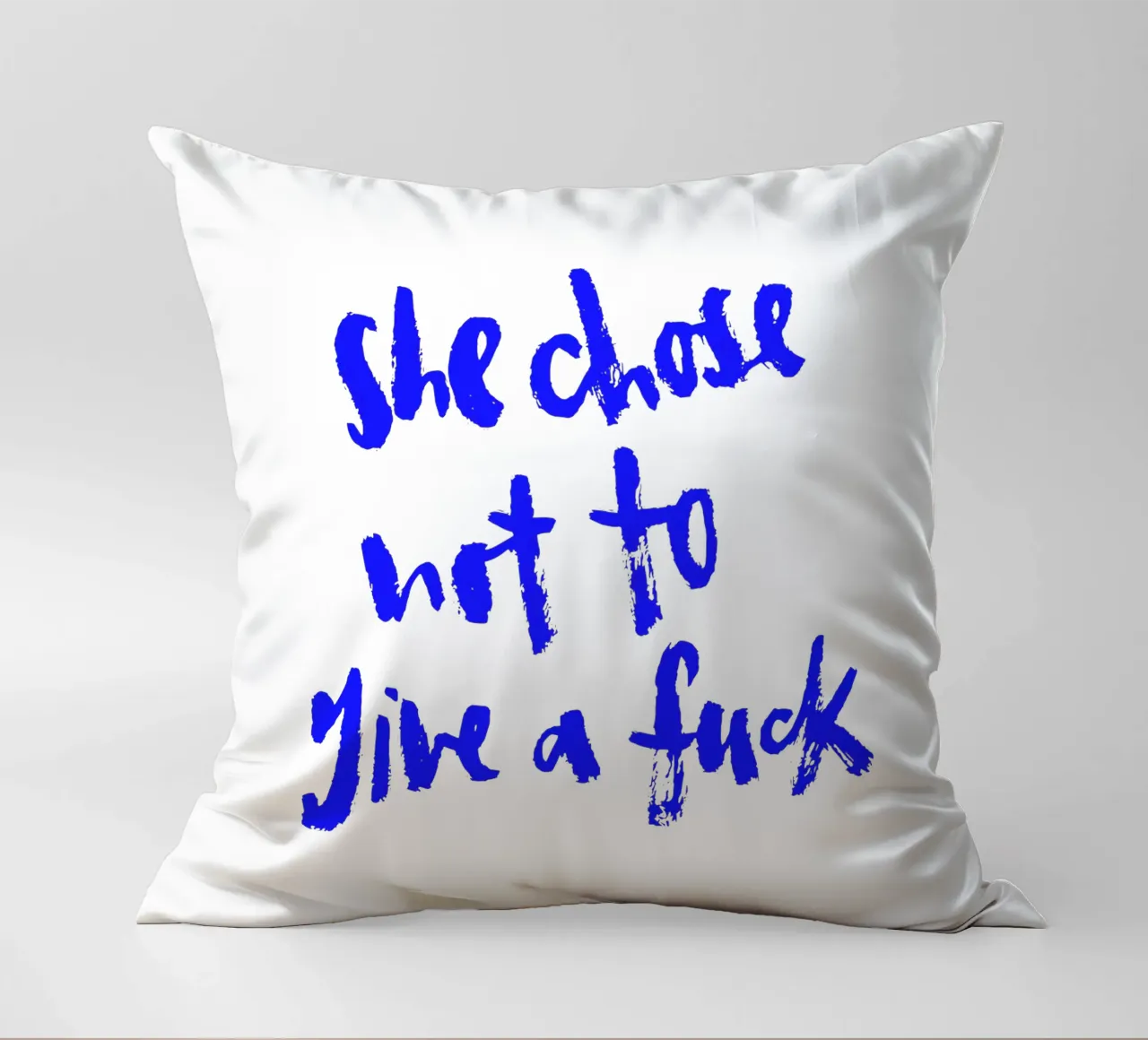 Not to give a f*** cuscino da Brushmeetspaper