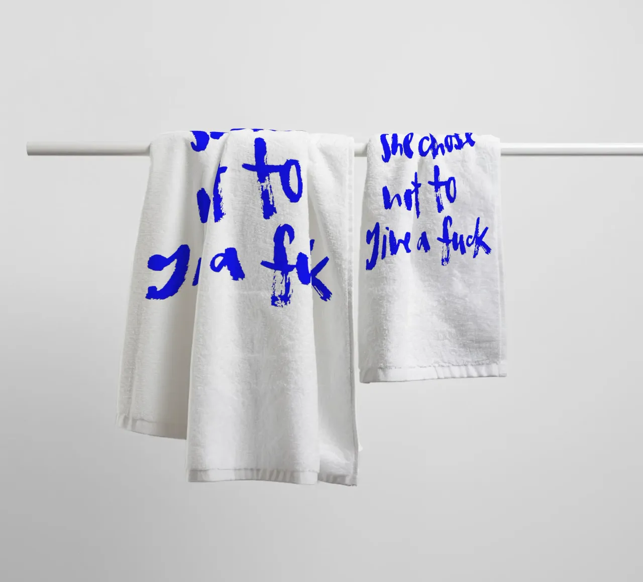 Not to give a f*** asciugamano da bagno da Brushmeetspaper