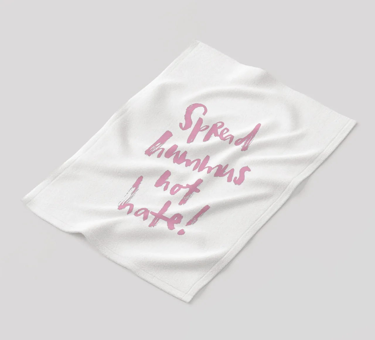 Spread hummus, not hate coperta in pile da Brushmeetspaper