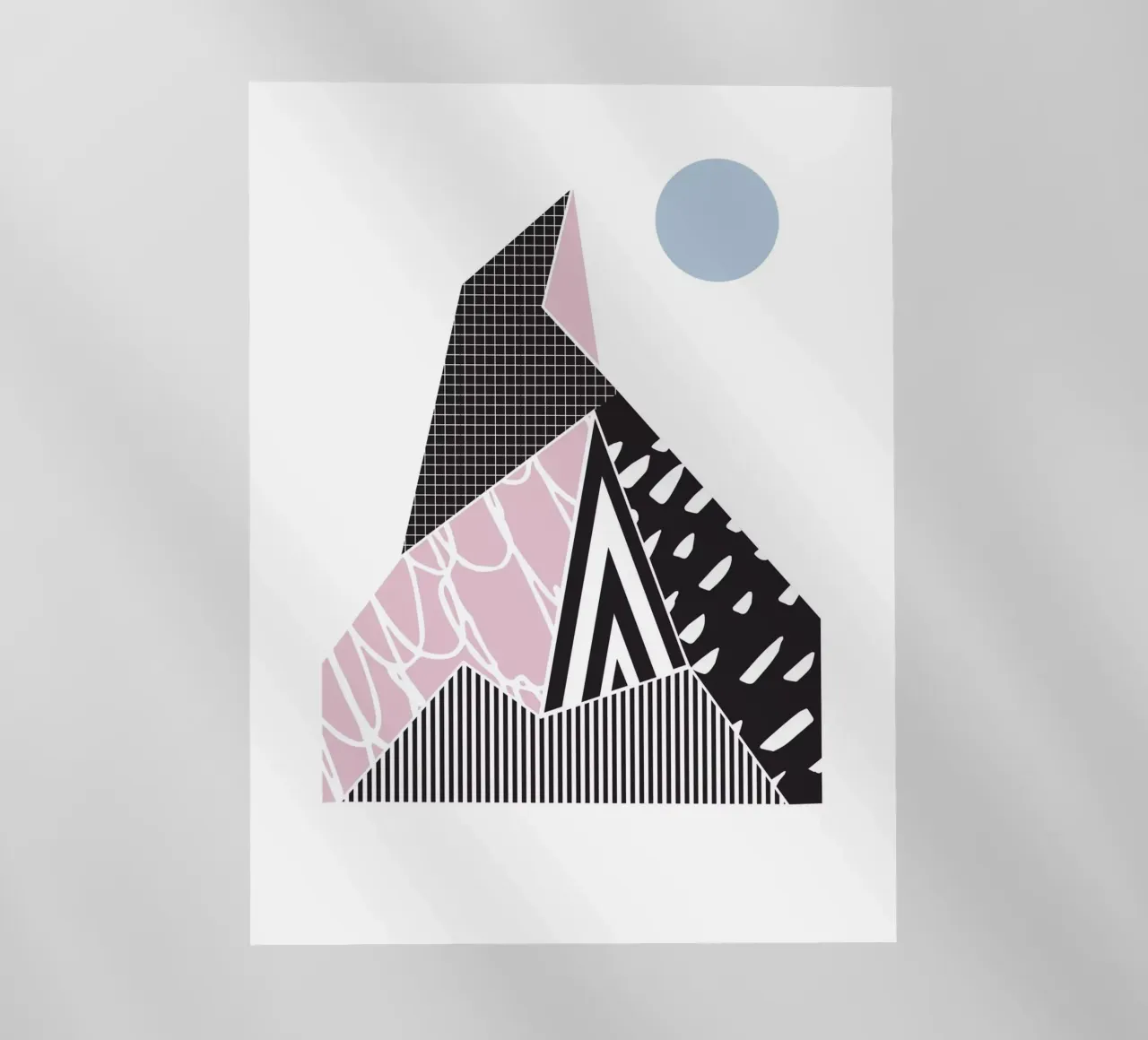 Modello geometrico di montagna pellicola backlit da Kim Hubball Studio