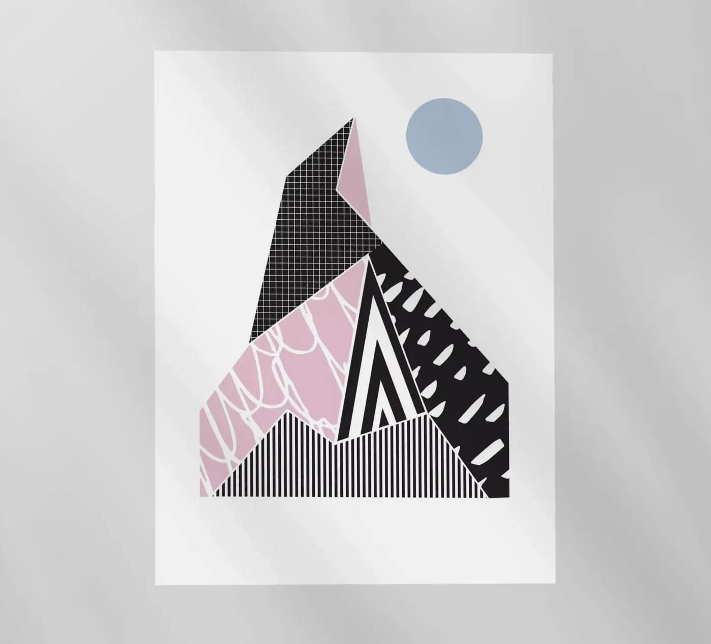 Modello geometrico di montagna pellicola backlit da Kim Hubball Studio