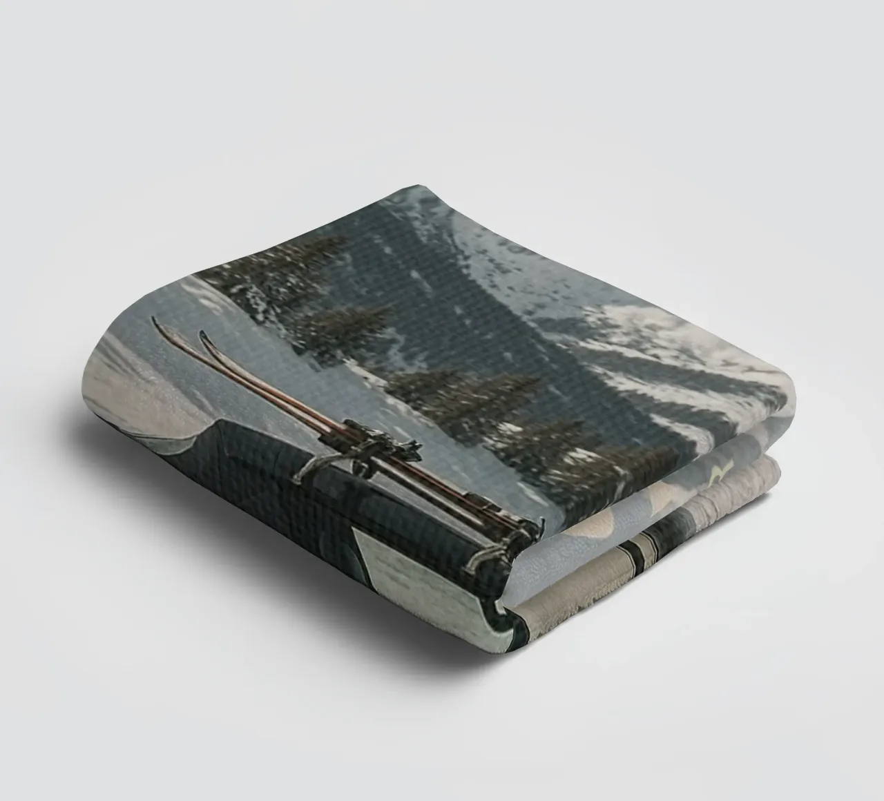 Oldtimer Après-Ski-Alpengebirge Oldtimer Handtuch von Dagmar Pels