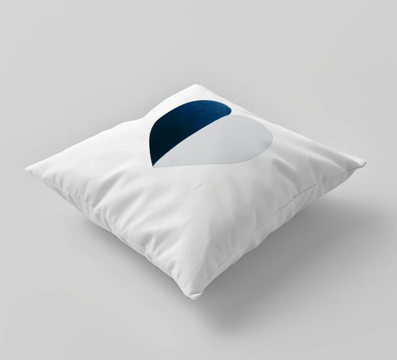 Cuore blu e bianco dipinto a mano cuscino da FABOArt