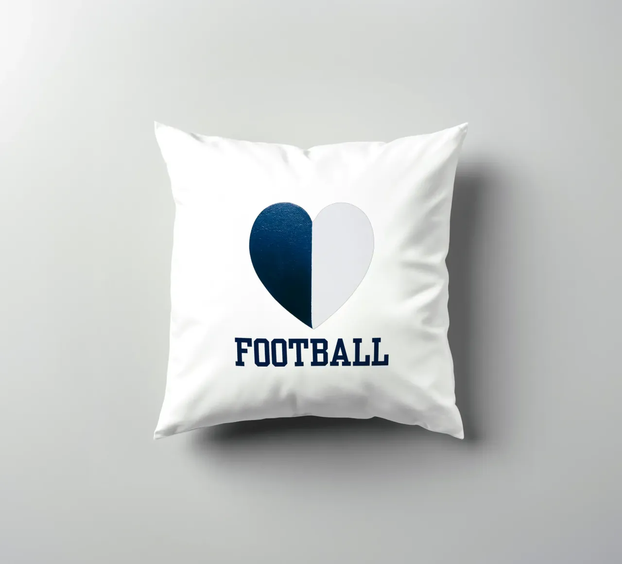 CALCIO Cuore dipinto di bianco e blu cuscino da FABOArt