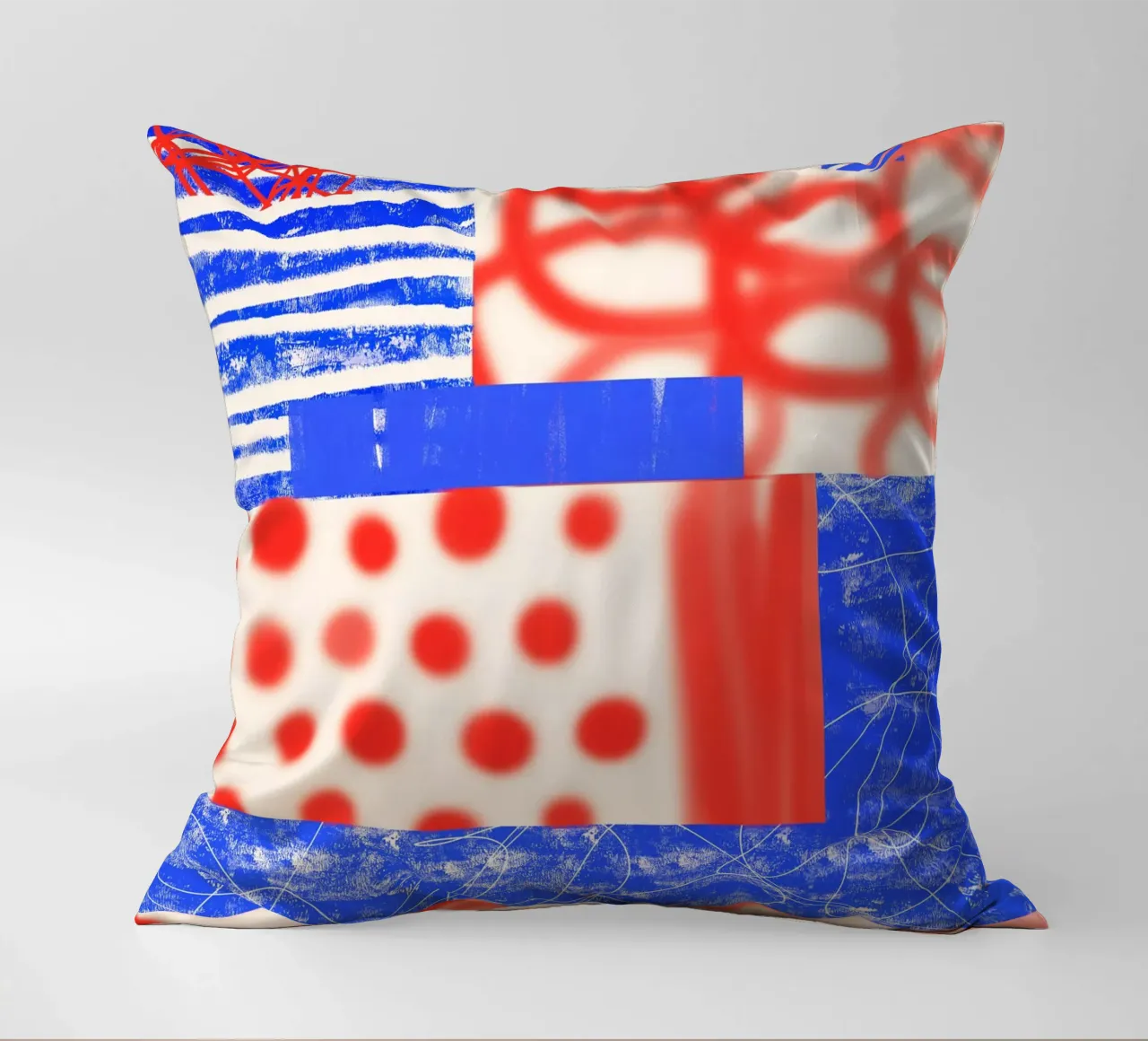 Red and Blue Abstract cuscino da Kim Hubball Studio