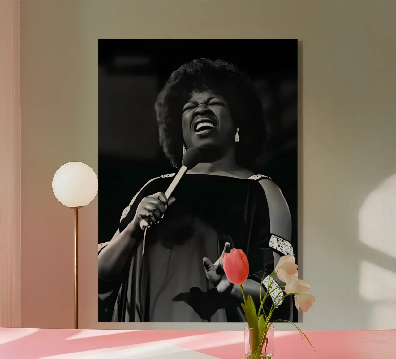 Sarah Vaughan plexiglass da Type & Tape