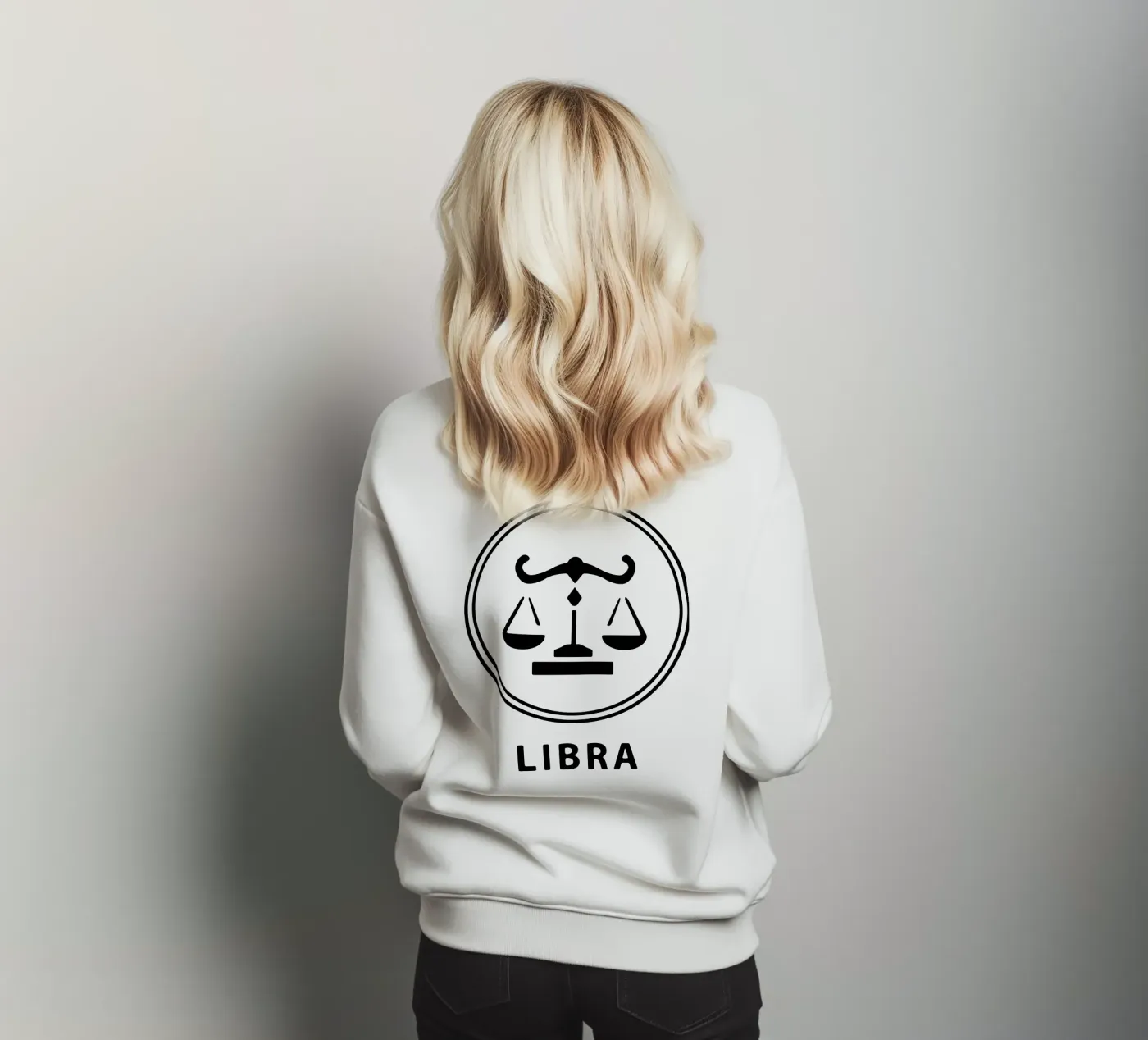 WEEGSCHAAL sweatshirt van Raffasya Shop
