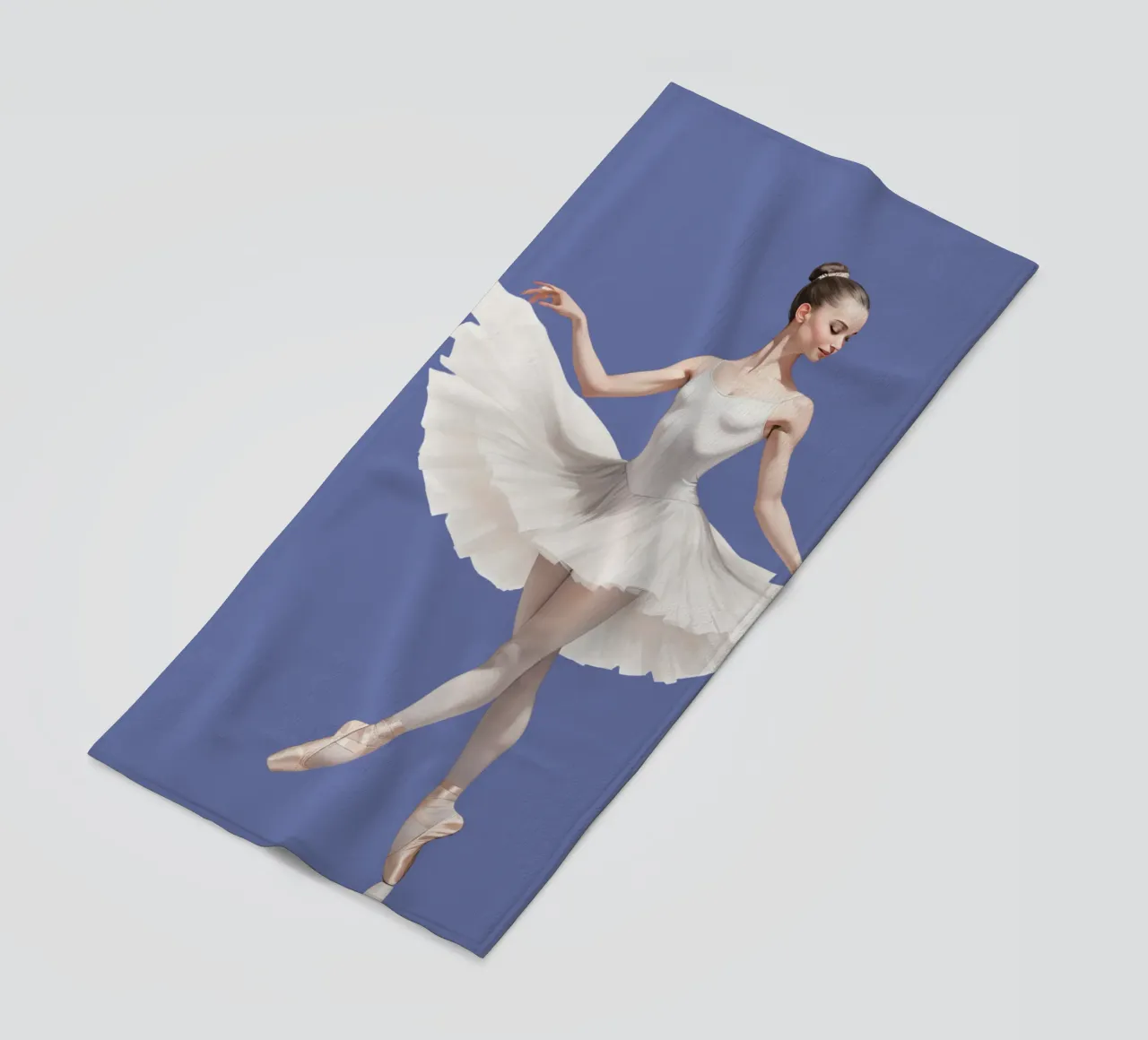 Ballerina in witte tutu en maillot op spitzen strandhanddoek van DesignDoodle