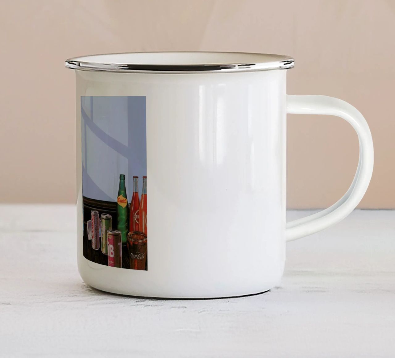 pop tazza in smalto da Doug Smock