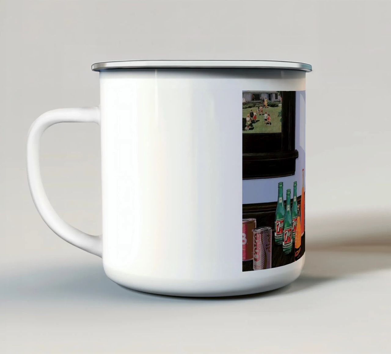 pop tazza in smalto da Doug Smock
