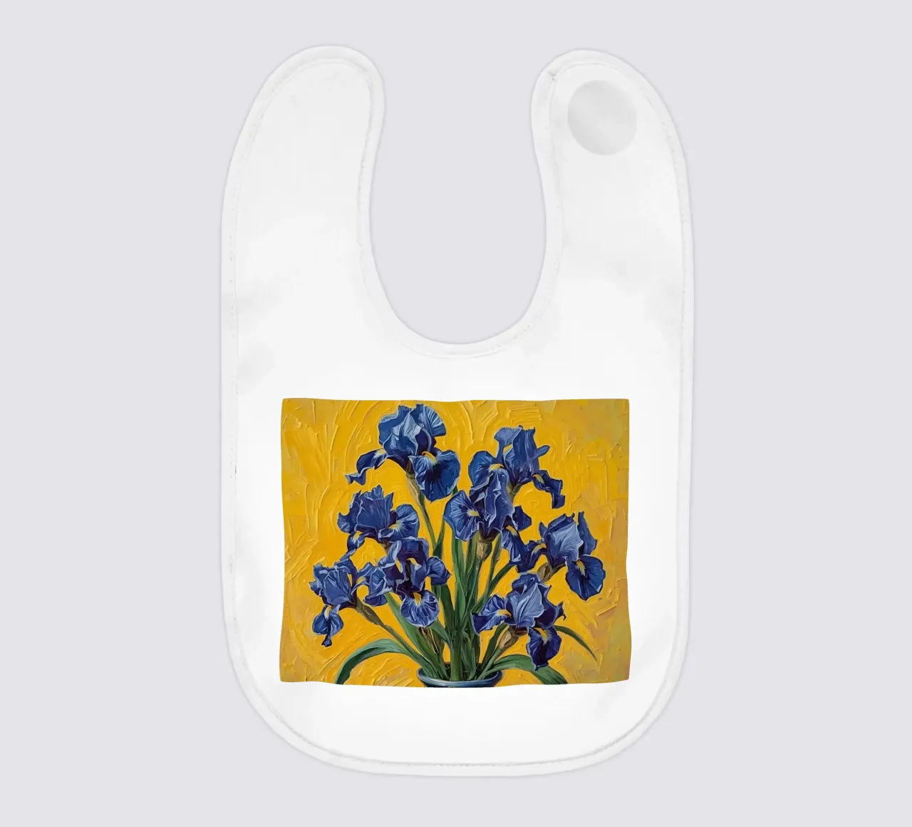 Blaue Schwertlilien in blauer Vase auf roter Oberfläche Babylätzchen von DesignDoodle