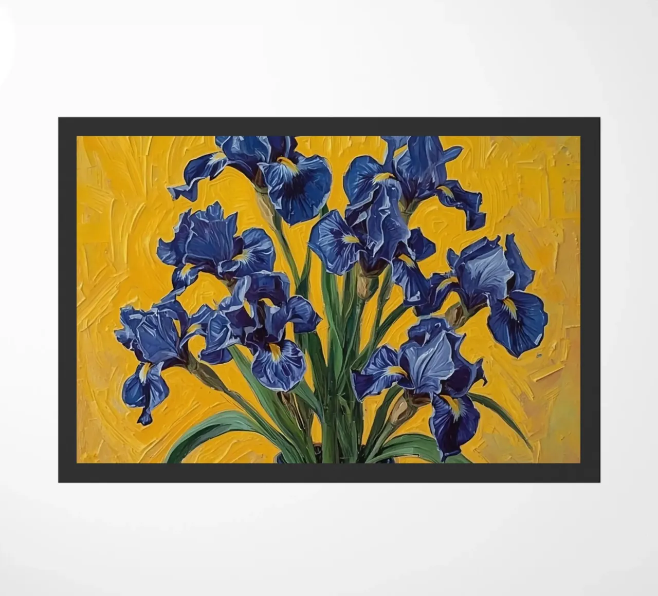 Iris bleus dans un vase bleu sur fond rouge paillasson de DesignDoodle