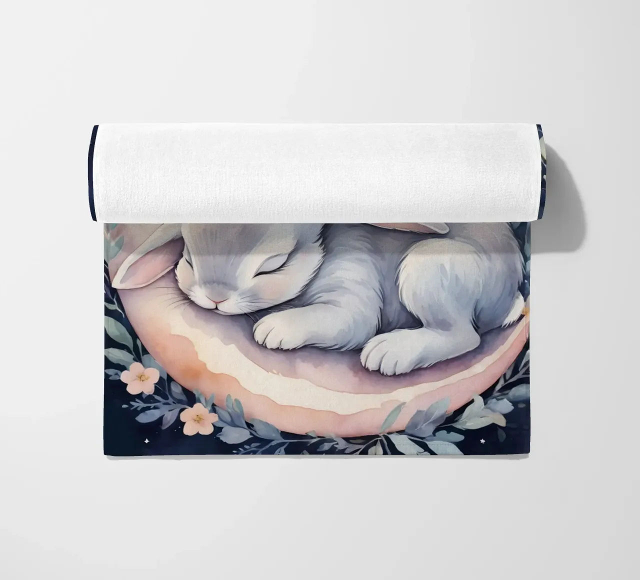 Coniglietto che dorme sulla luna crescente con le stelle telo mare da DesignDoodle