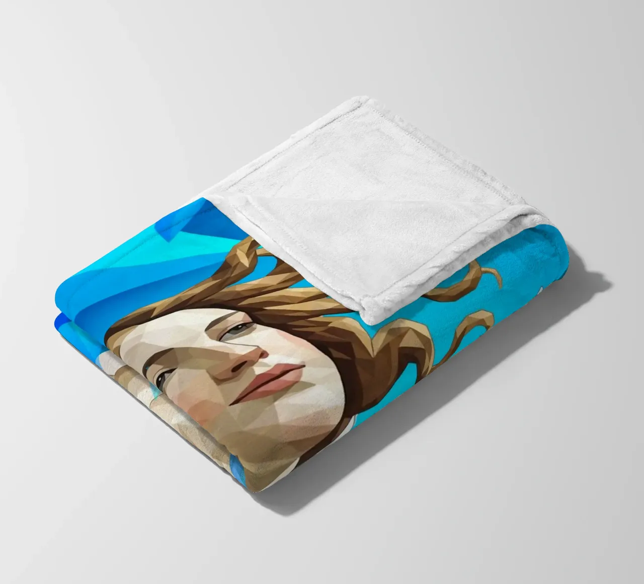 Venus getta i capelli Lowpoly coperta in pile da Low Profile
