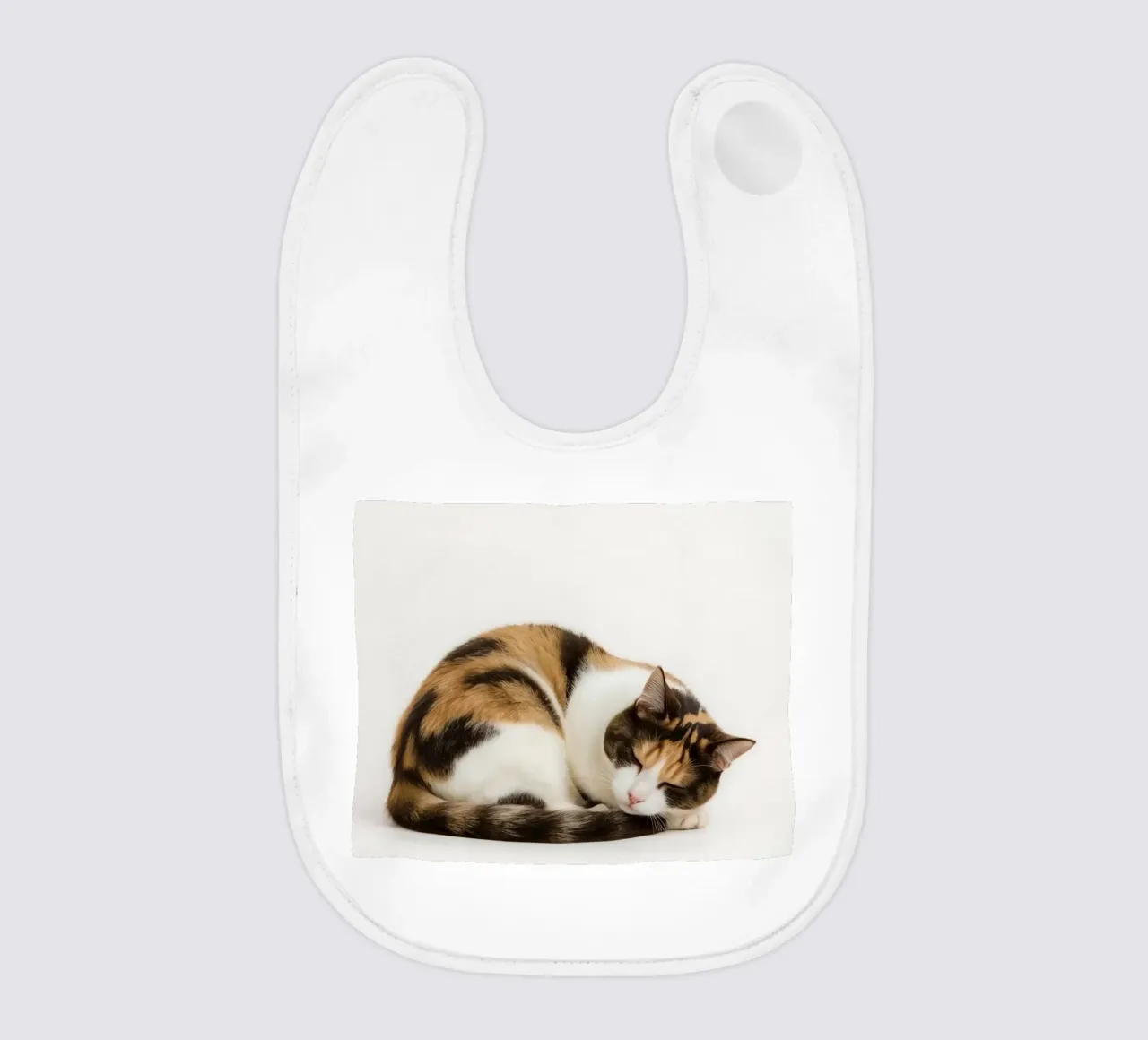 Gatto calico che dorme bavaglino da DesignDoodle