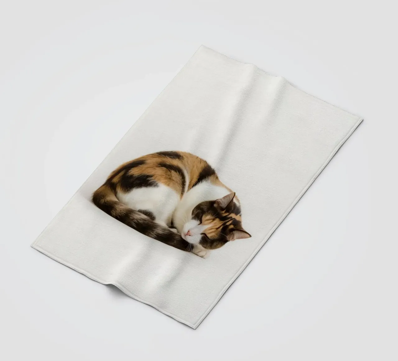 Gatto calico che dorme coperta in pile da DesignDoodle