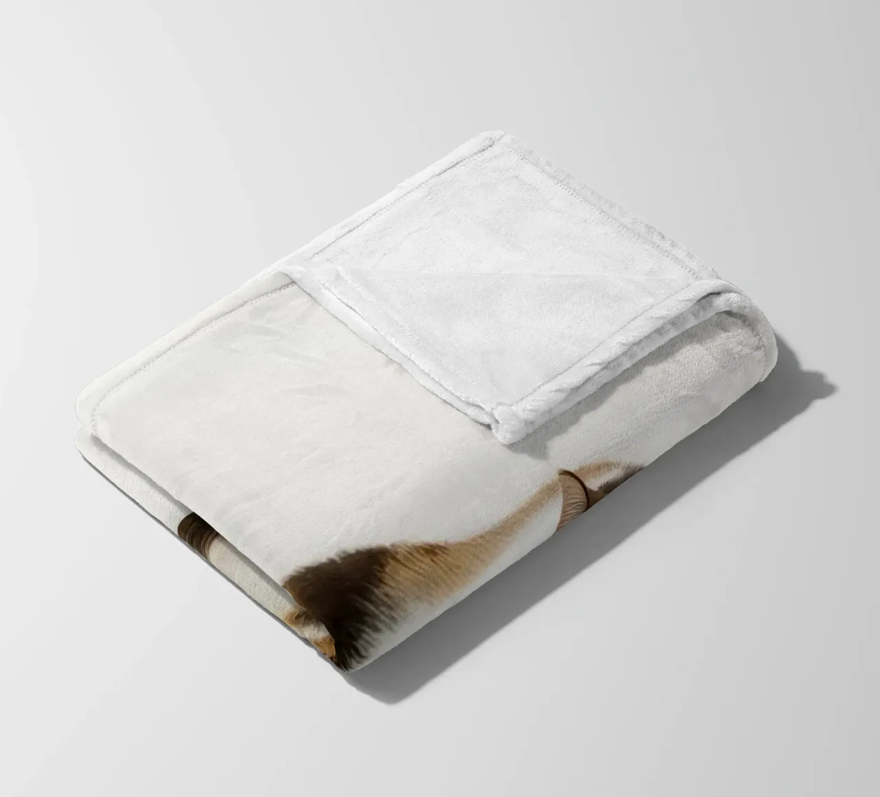 Gatto calico che dorme coperta in pile da DesignDoodle